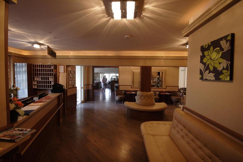 Panorama Wellness Apartman Hotel Hajdúszoboszló Esterno foto