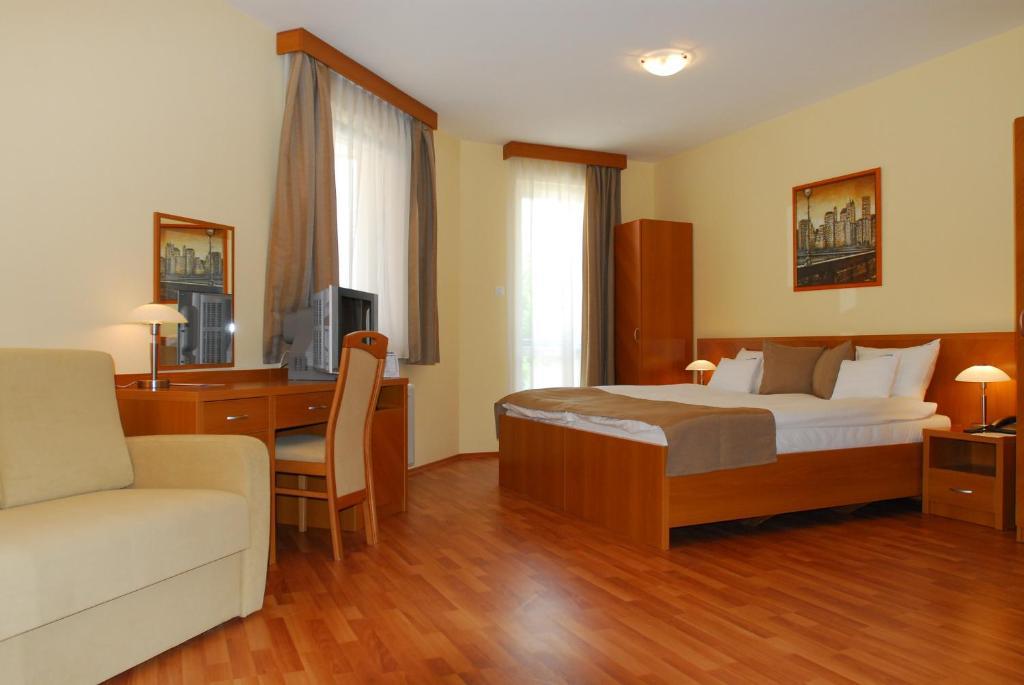 Panorama Wellness Apartman Hotel Hajdúszoboszló Esterno foto